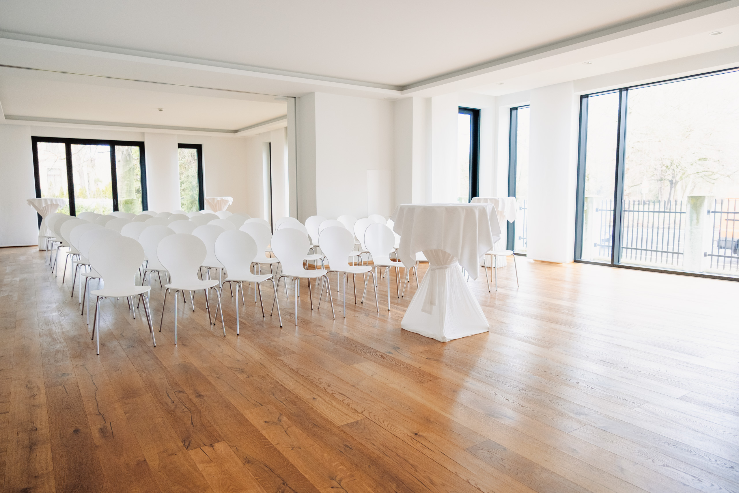 VOSS Villa — Konferenzsaal in Reihenbestuhlung